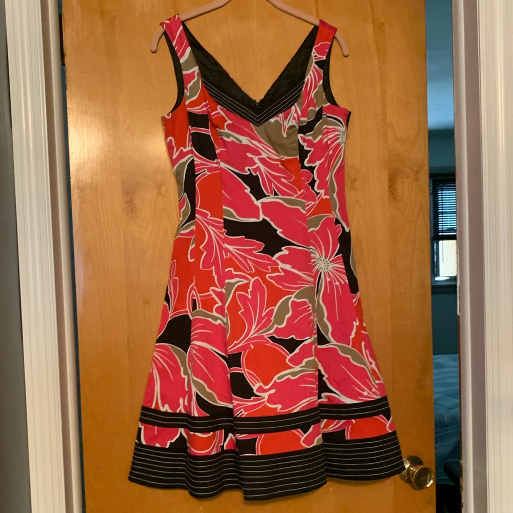 Nine West Floral Dress 👗 Size 4 EUC